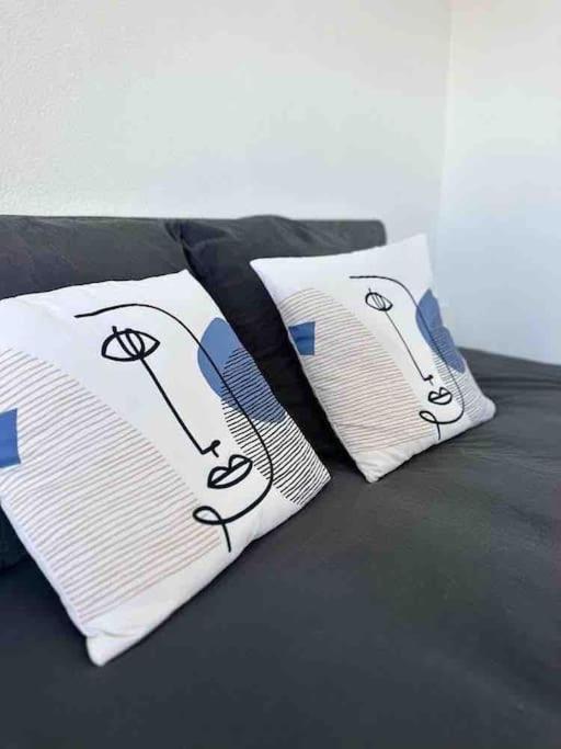 T5 Lumineux - Balcon - Parking - Linge Inclus * Vannes