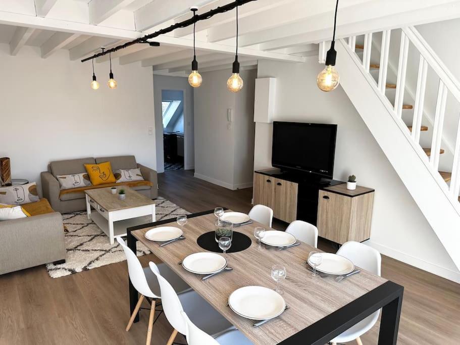 Appartement T5 Lumineux - Balcon - Parking - Linge Inclus Vannes